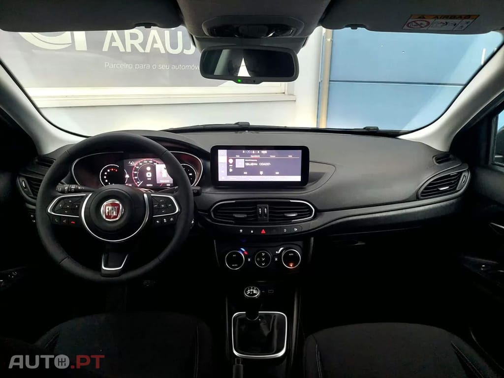 Fiat Tipo 1.0 GSE T3 Cross
