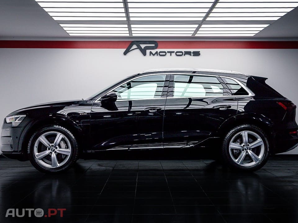 Audi E-Tron 50 quattro
