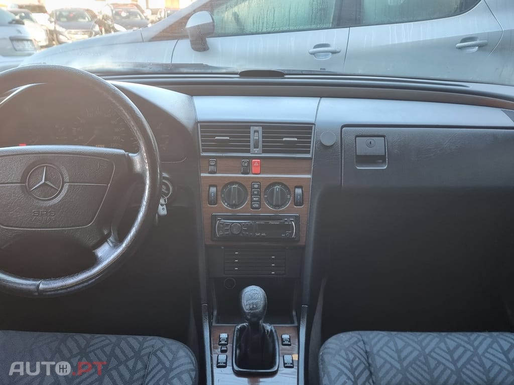 Mercedes-Benz C 250 D Elegance