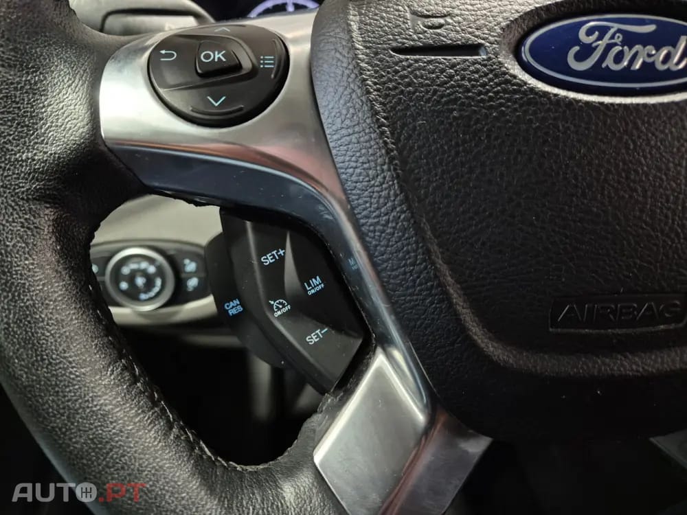 Ford Transit Connect Outro