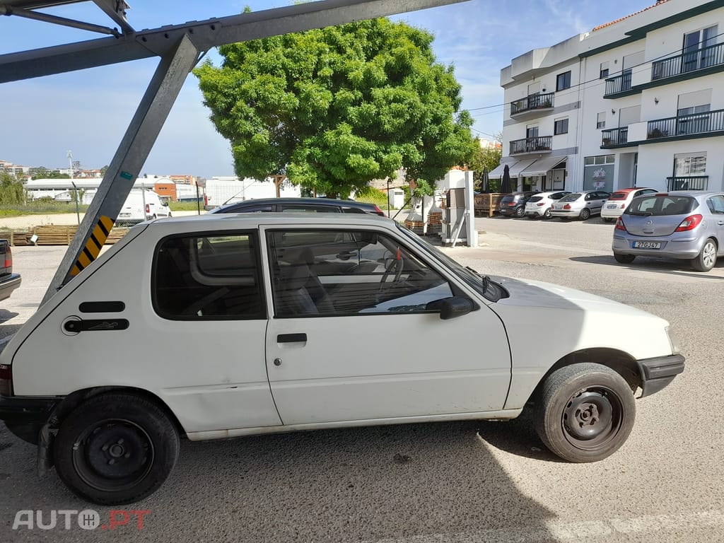 Peugeot 205 XAD