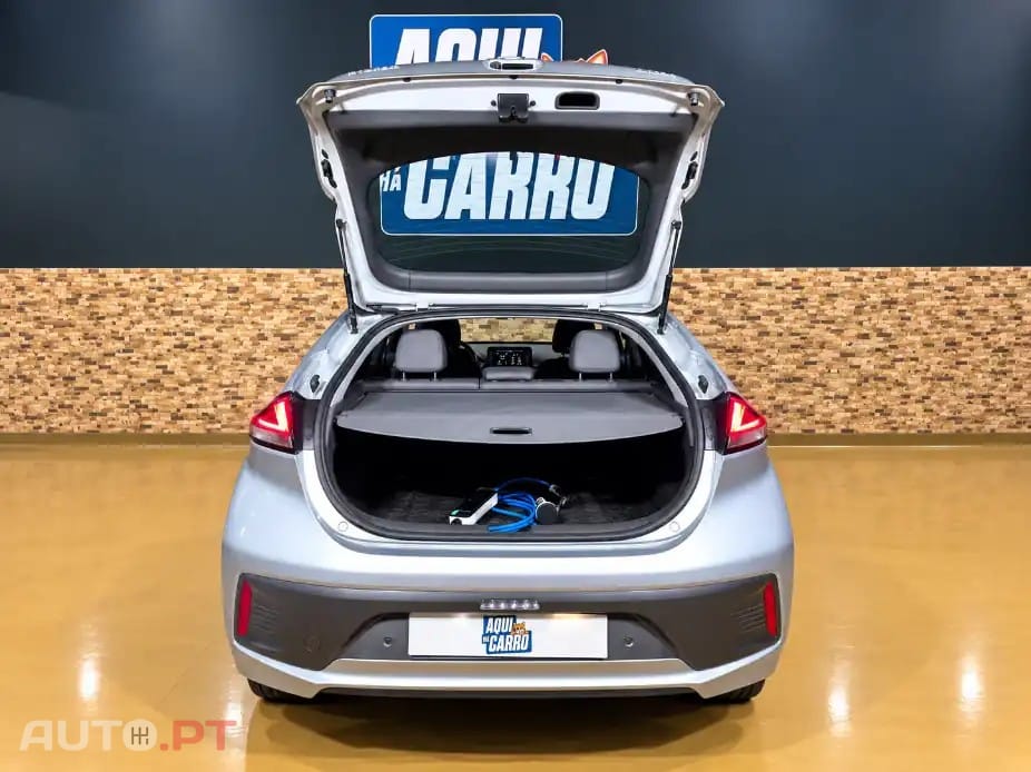 Hyundai Ioniq 1.6 GDI PHEV