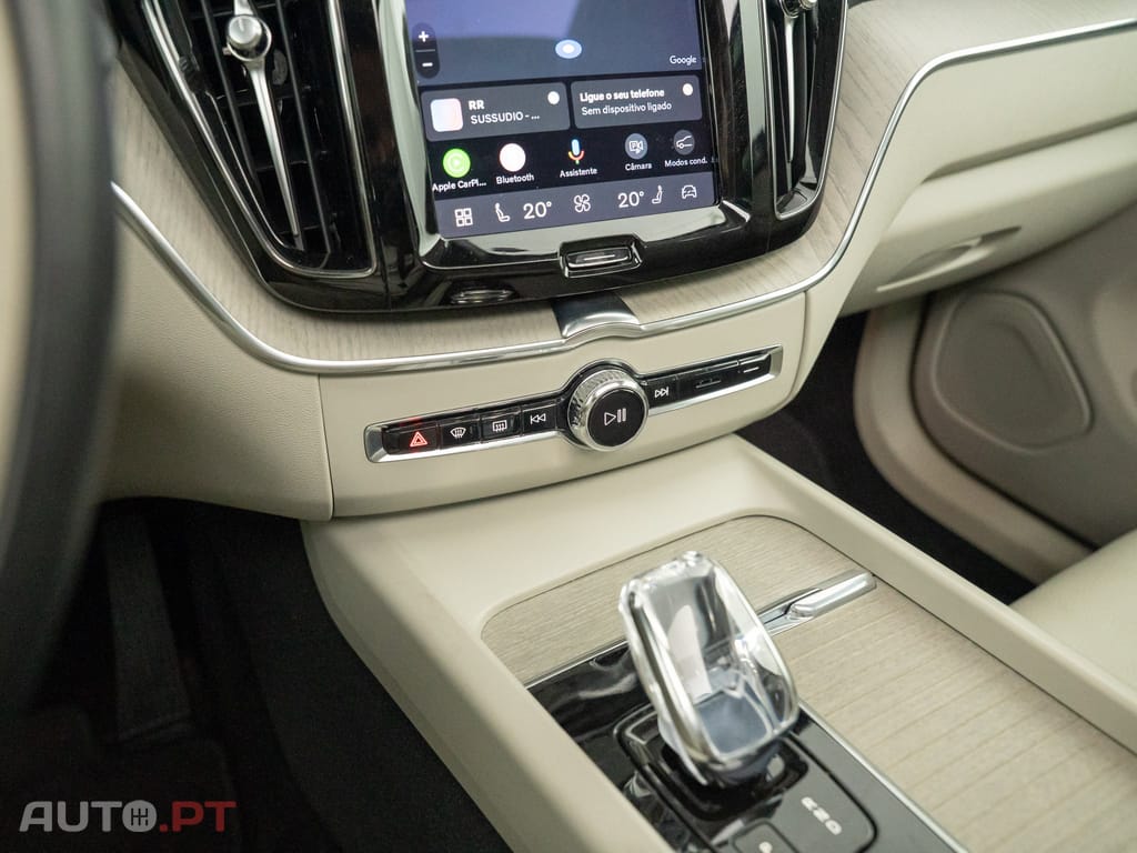 Volvo XC60 2.0 T6 PHEV Inscription AWD