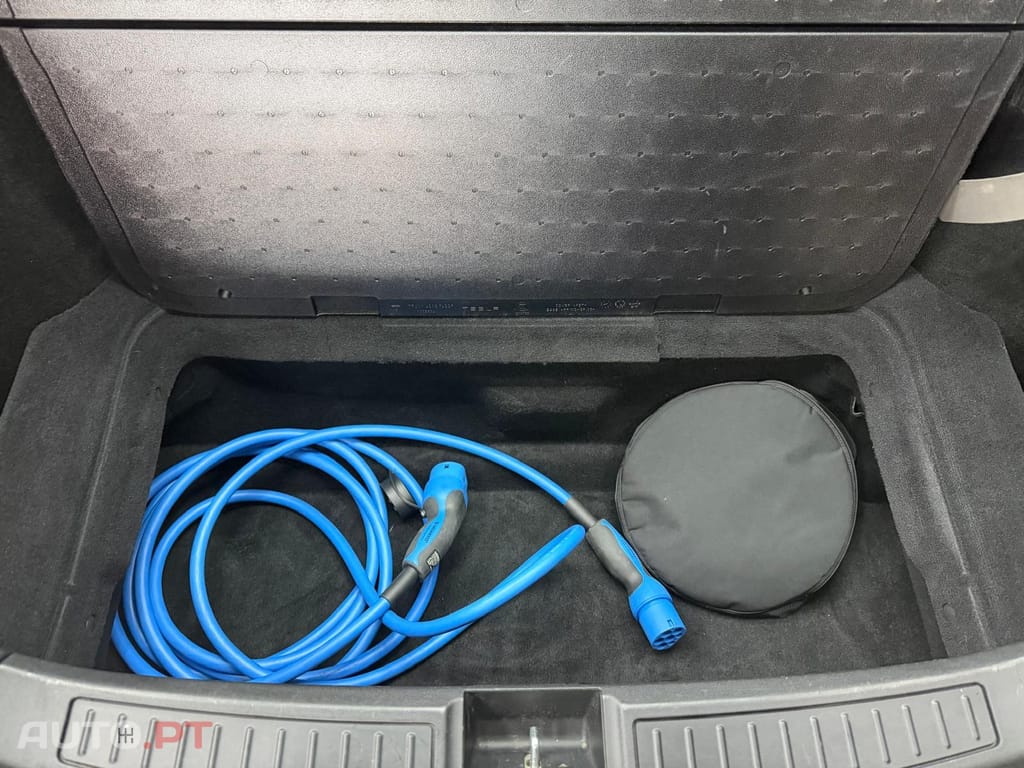 Tesla Model S 75D