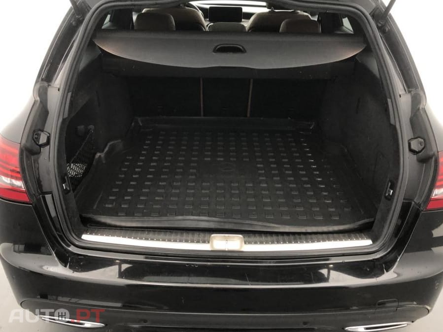 Mercedes-Benz C 300 d 4Matic 9G-TRONIC AMG Line