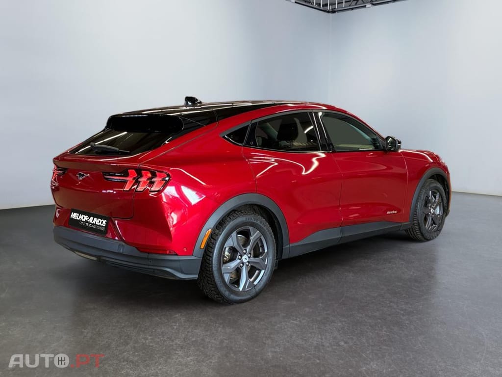 Ford Mustang Mach-E Standard Range