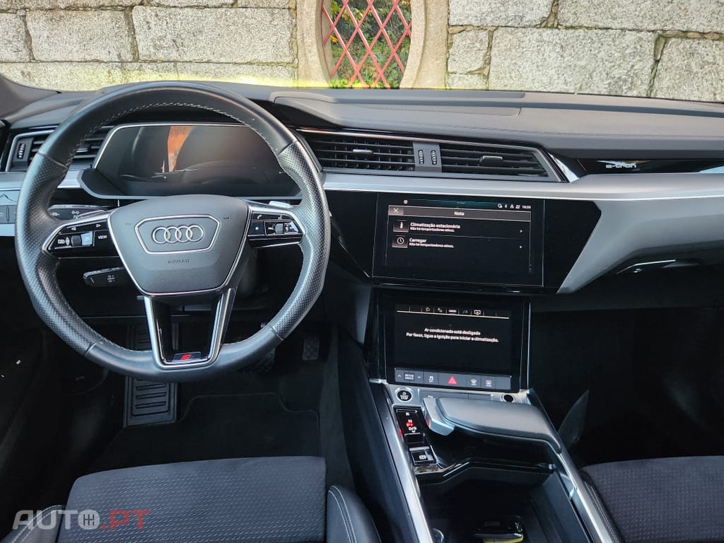Audi E-Tron 55 quattro S line