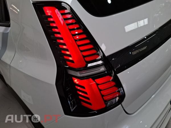 Renault 5 EV40 techno 120cv autonomia urban