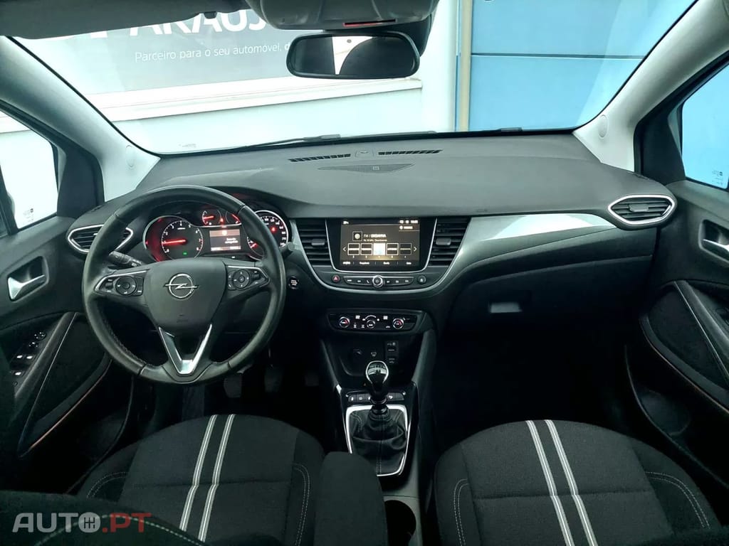 Opel Crossland 1.2 T Design & Tech