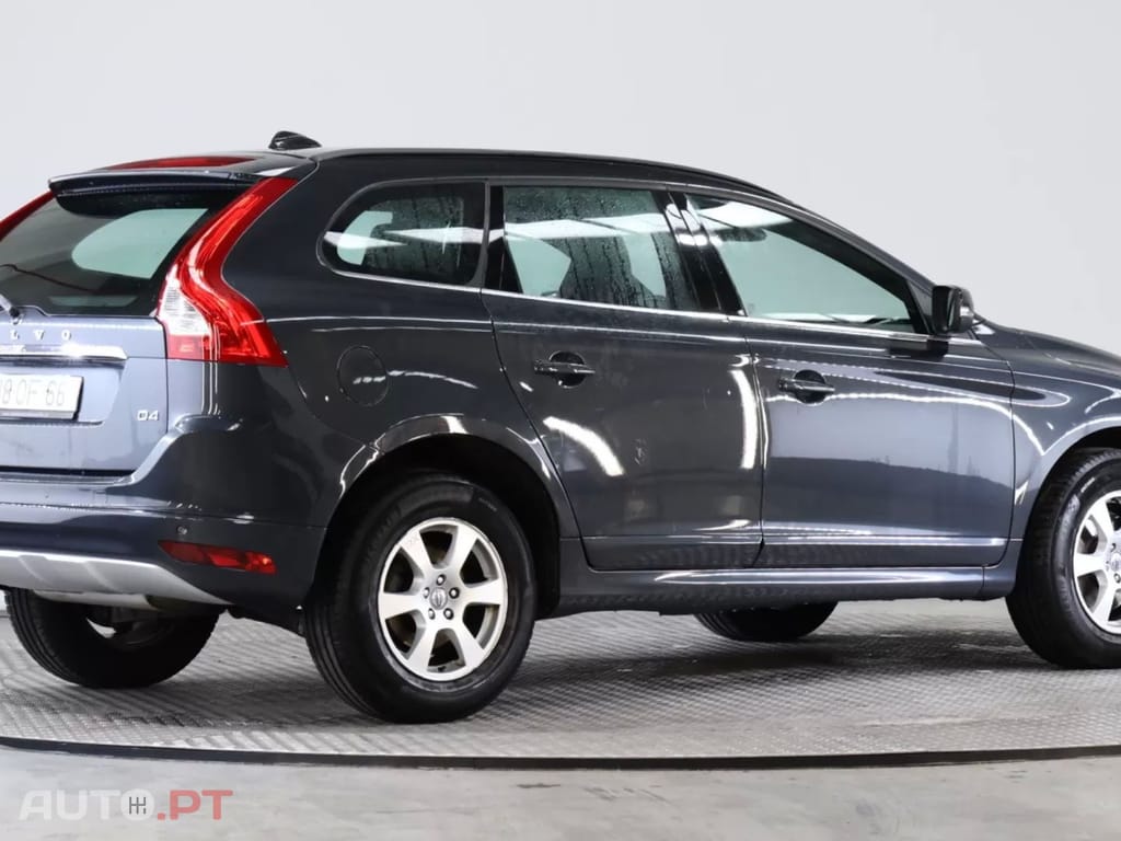 Volvo XC60 2.0 D4 DRIVe Momentum