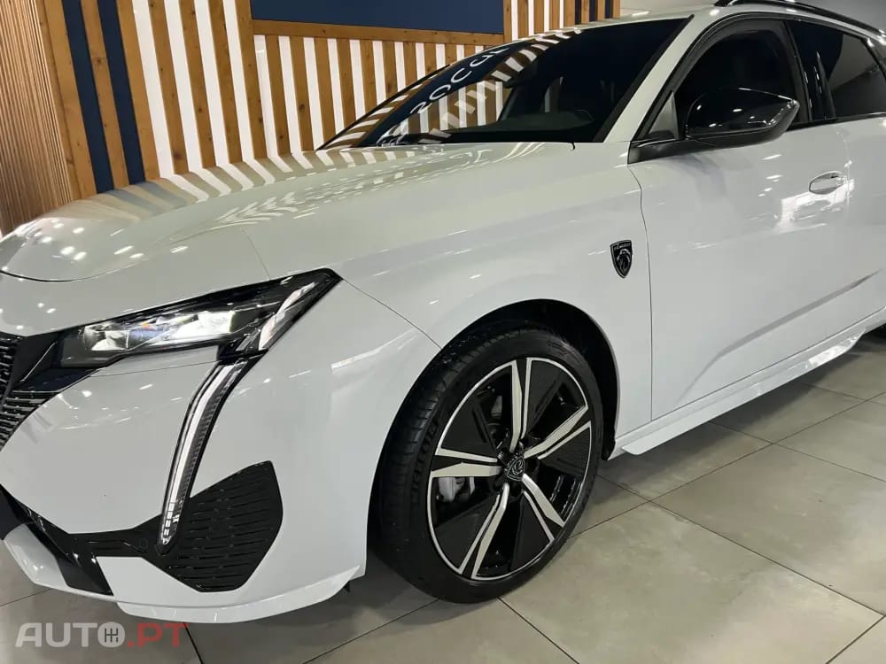 Peugeot 308 SW 1.2 Hybrid GT e-DCS6