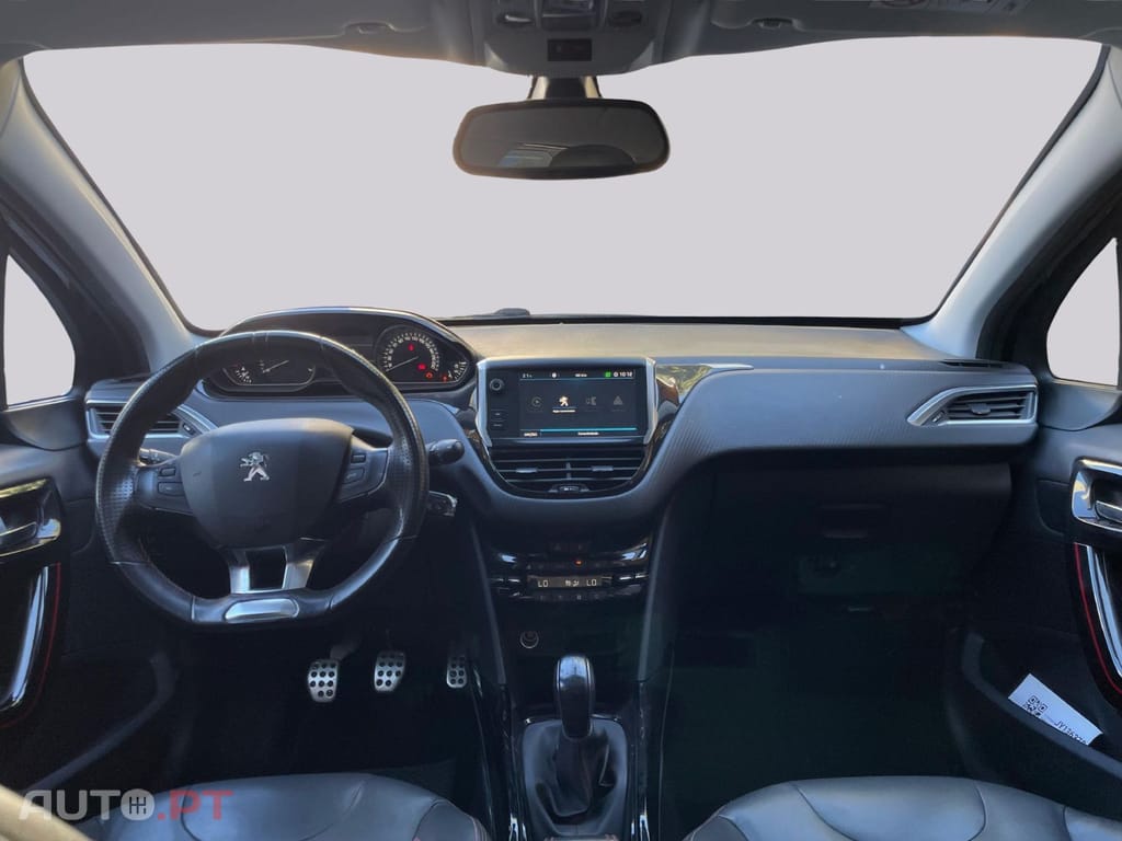 Peugeot 2008 1.2 e-THP GT Line