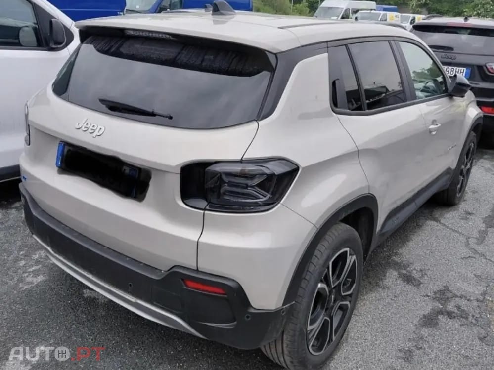 Jeep Avenger 54 kWh Summit