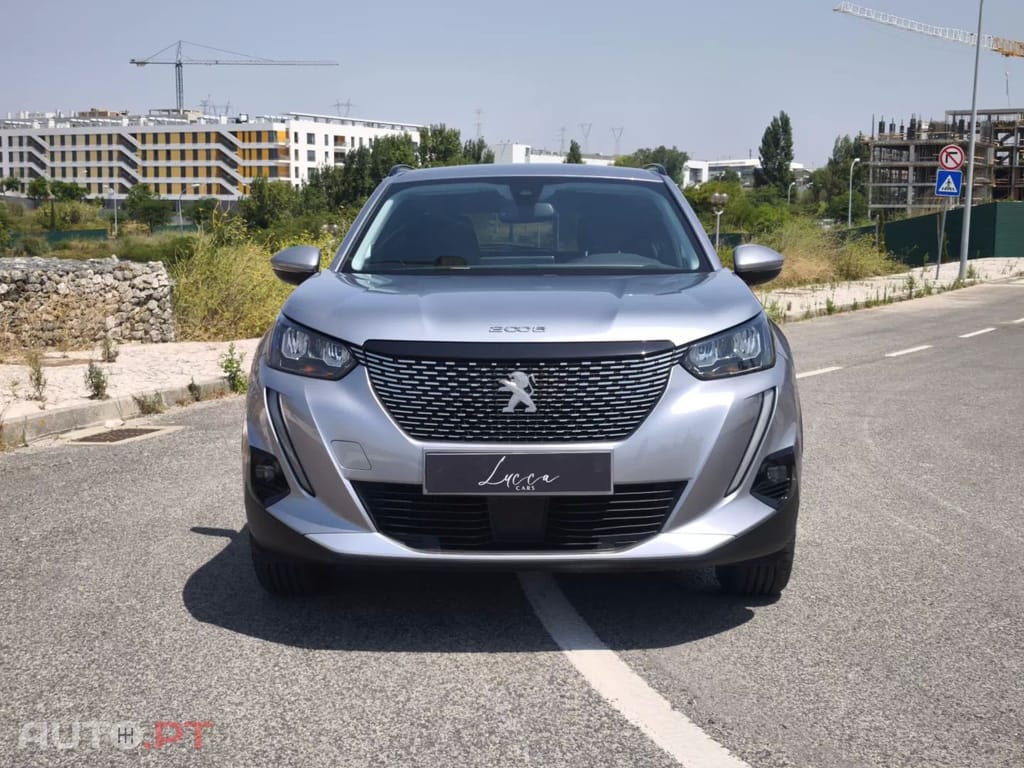 Peugeot 2008 PureTech 130 EAT8 Allure
