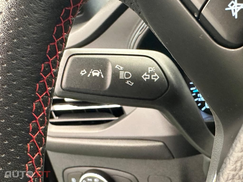 Ford Focus SW 1.0 EcoBoost MHEV ST-Line