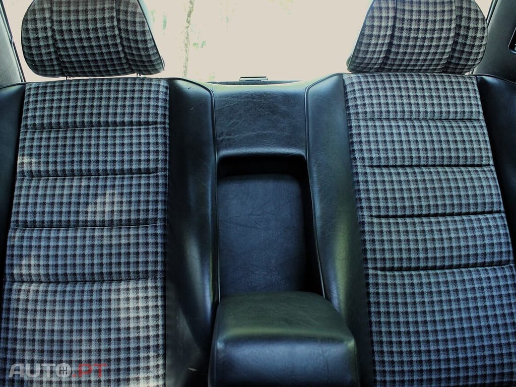 Mercedes-Benz 190 E 2.6