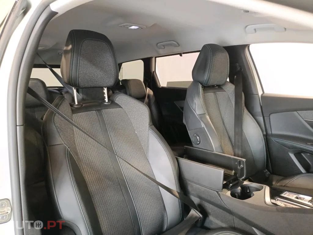 Peugeot 5008 2.0 BlueHDi Allure Pack EAT8