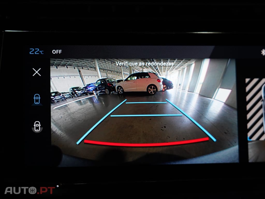 Peugeot 408 1.2 PureTech Allure EAT8