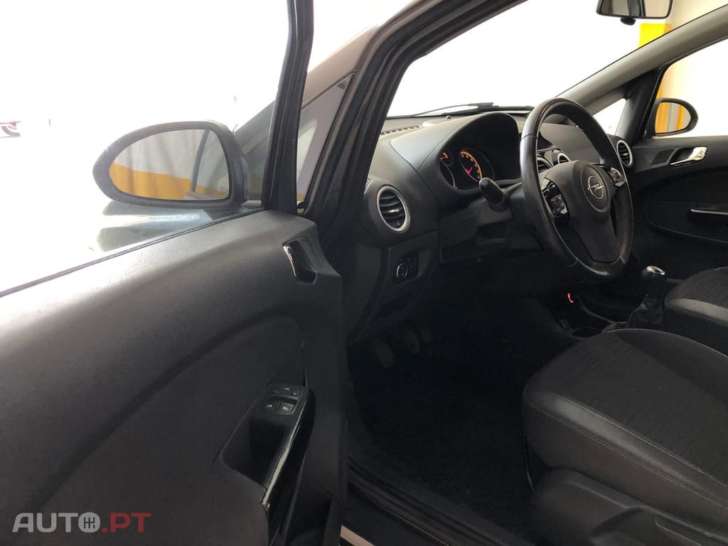 Opel Corsa 1.2 Go! S/S