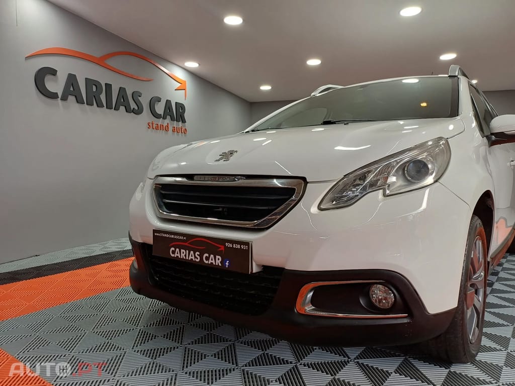 Peugeot 2008 1.2 PureTech Allure
