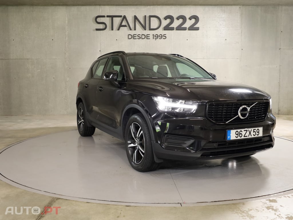 Volvo XC40 2.0 D3 R-Design