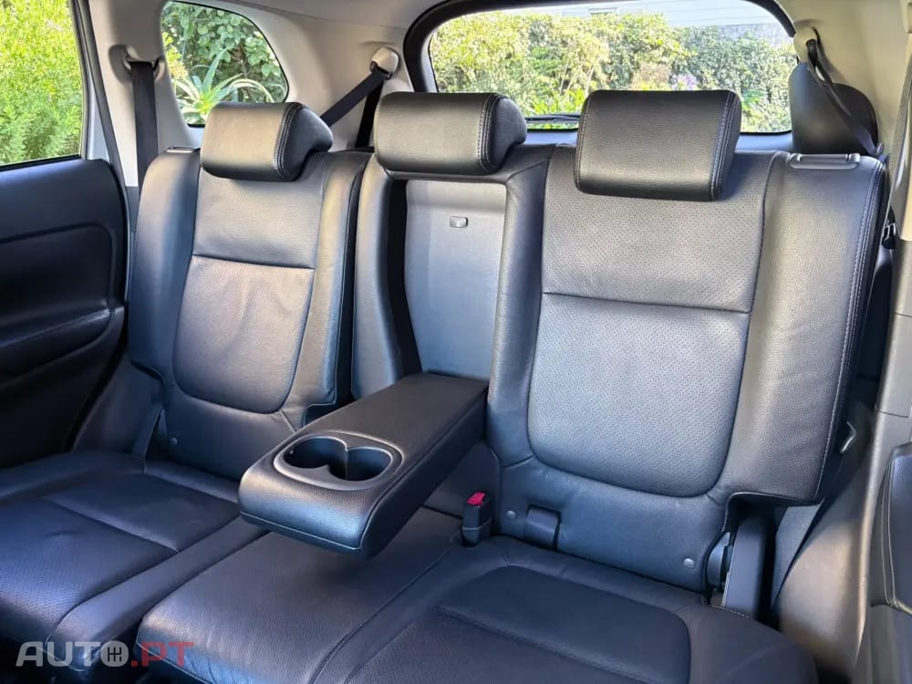 Mitsubishi Outlander 2.2 DI-D Instyle Navi