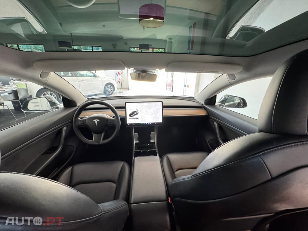 Tesla Model 3 Long-Range Dual Motor AWD