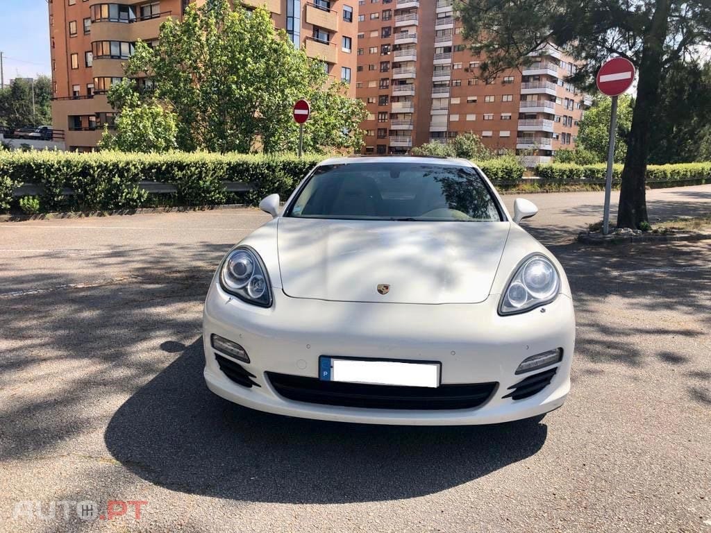 Porsche Panamera Platinum Edition