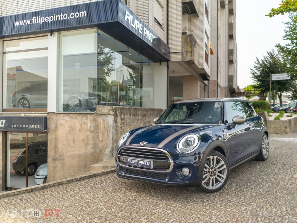 MINI Cooper Cooper D Auto
