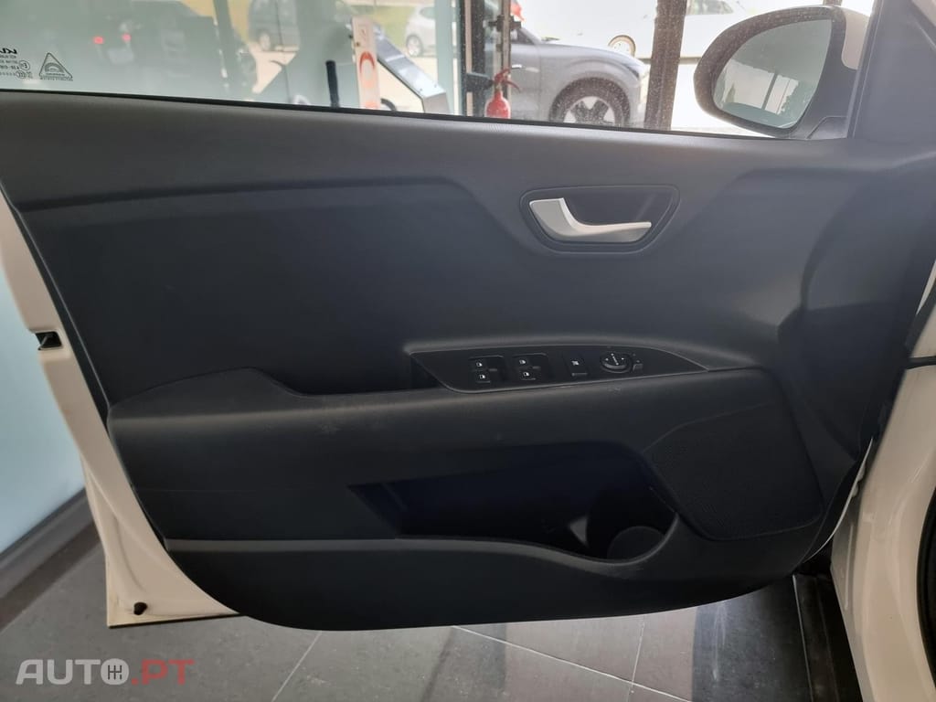 Kia Stonic 1.2 Dynamic