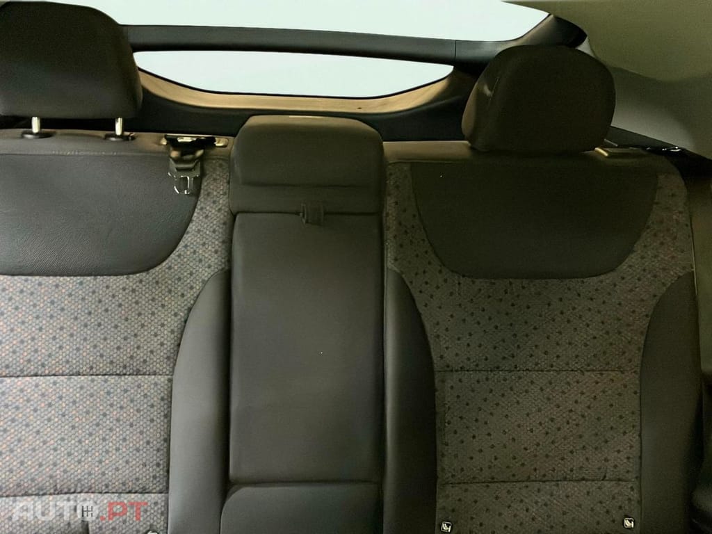 Hyundai Ioniq 28kWh Eletric Tech