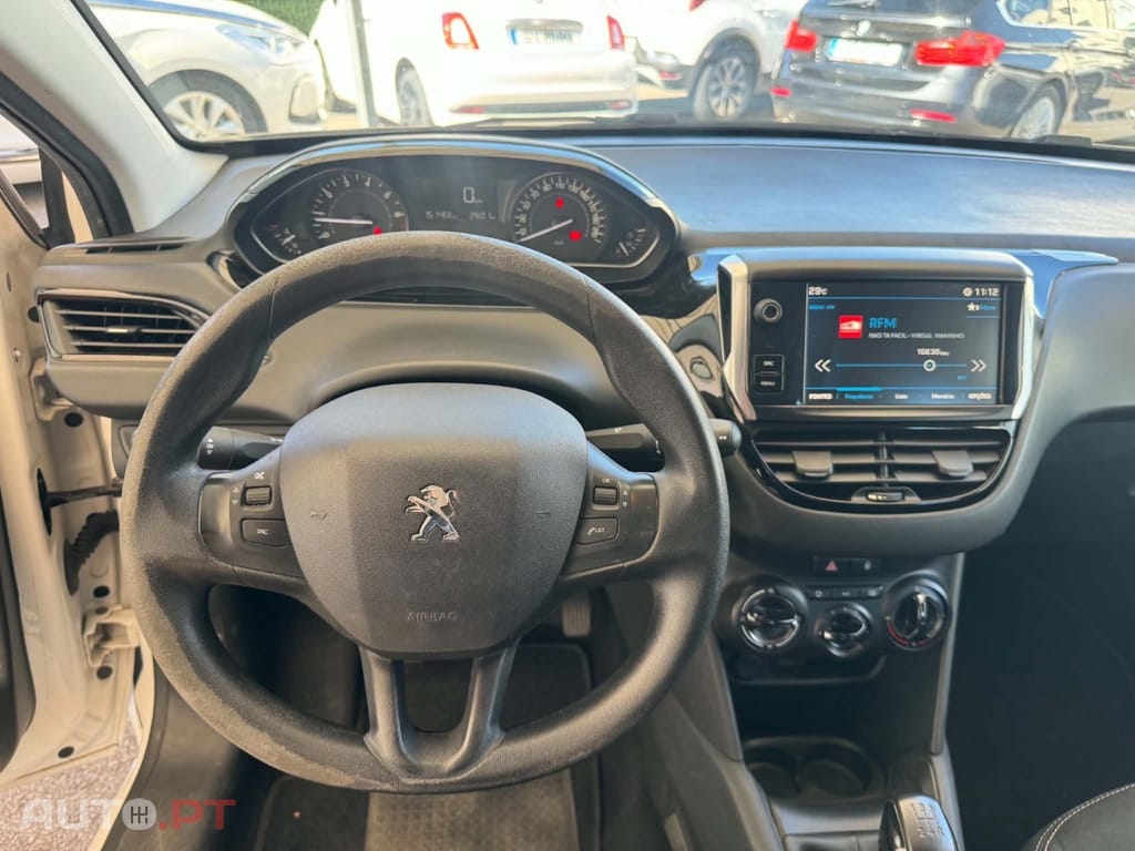 Peugeot 208 PureTech 82 Start & Stop Style