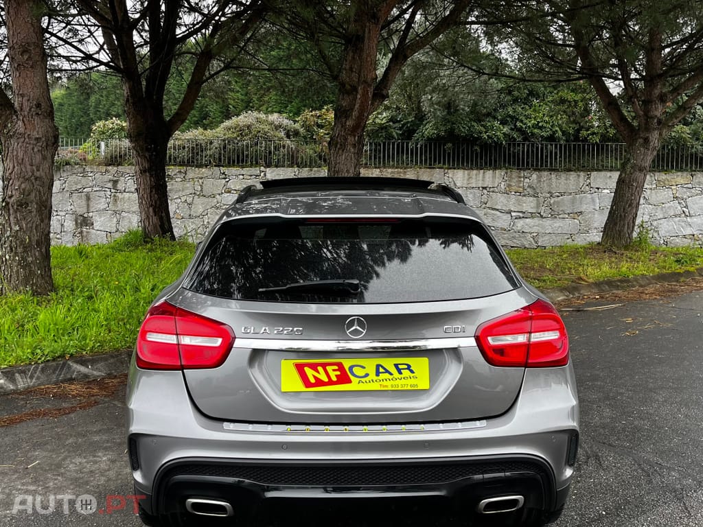 Mercedes-Benz GLA 220 Automático