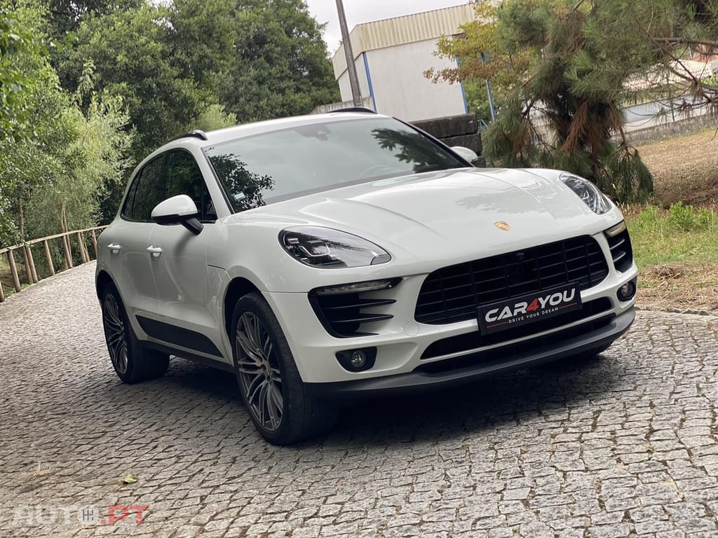 Porsche Macan S