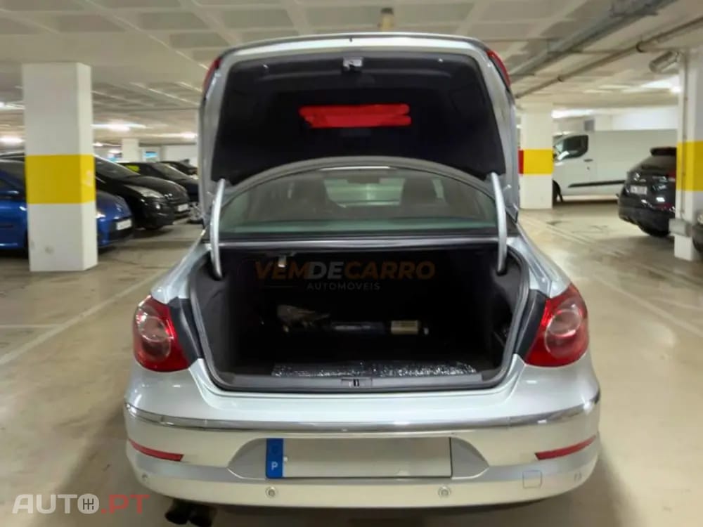 Volkswagen Passat CC 2.0 TDi