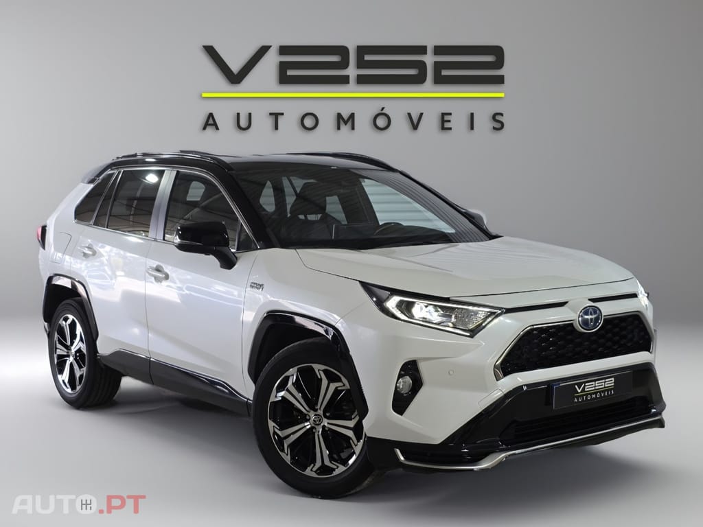 Toyota RAV4 2.5 Plug-in Hybrid Square Collection