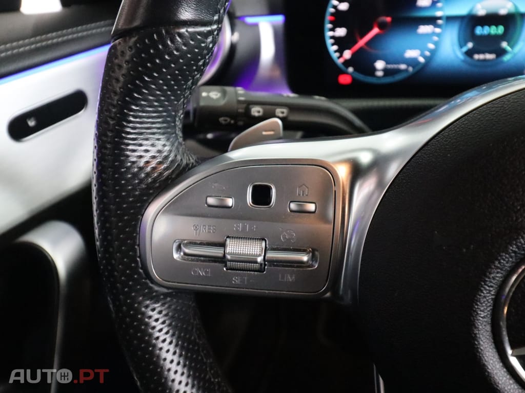 Mercedes-Benz CLA 250 Amg Pack Night