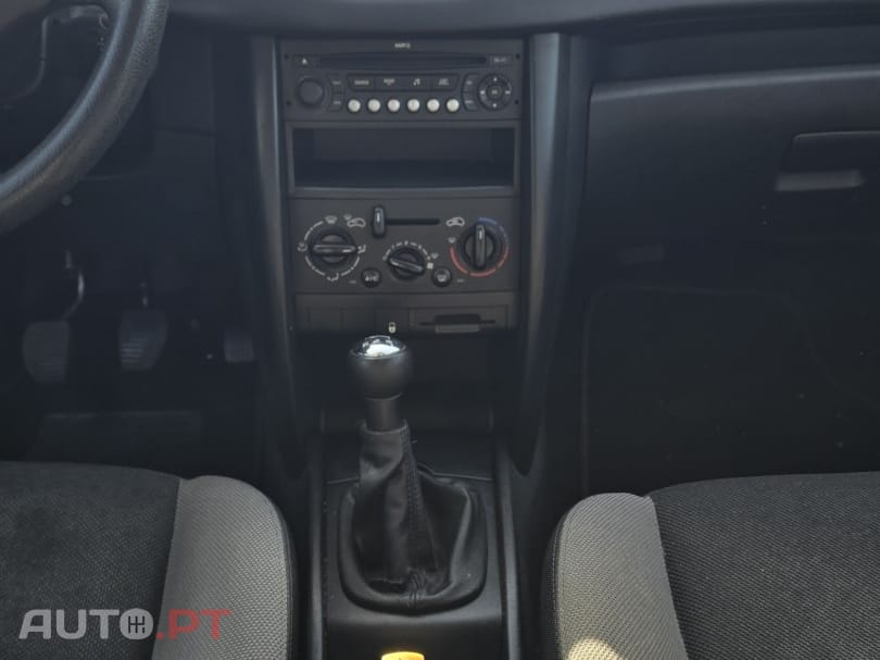 Peugeot 207 1.4 16V Trendy
