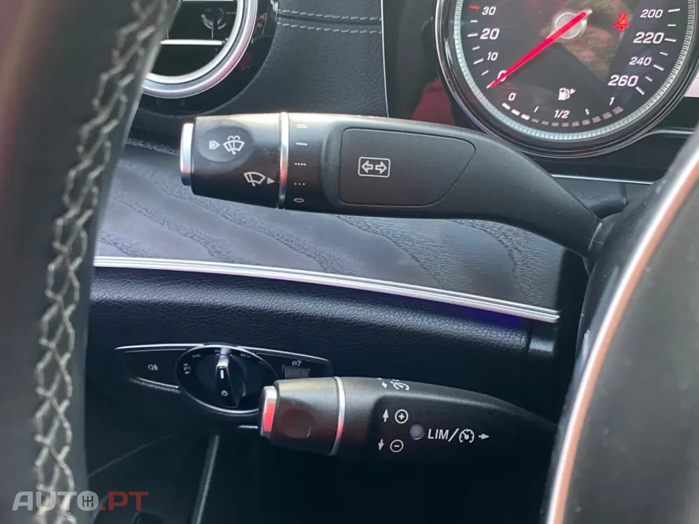 Mercedes-Benz E 220 d AMG Line