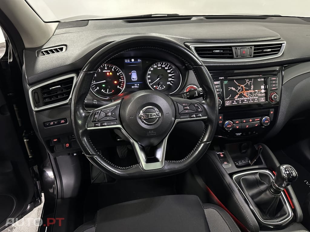Nissan Qashqai 1.3 DIG-T N-Connecta J18
