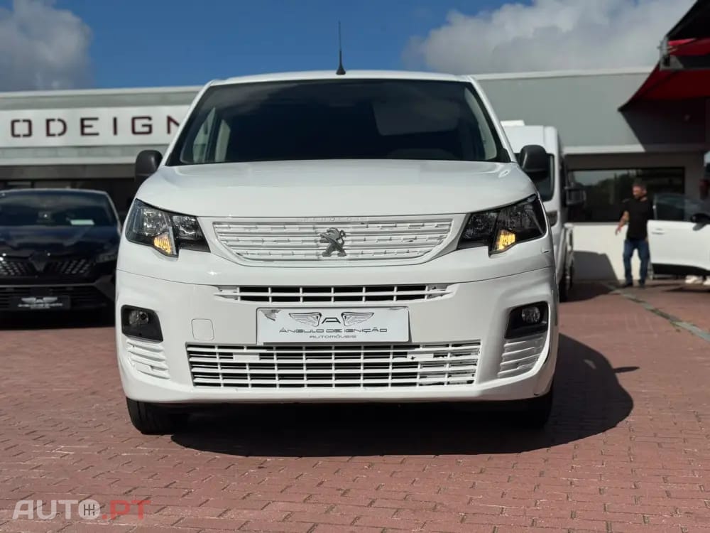 Peugeot Partner Outro