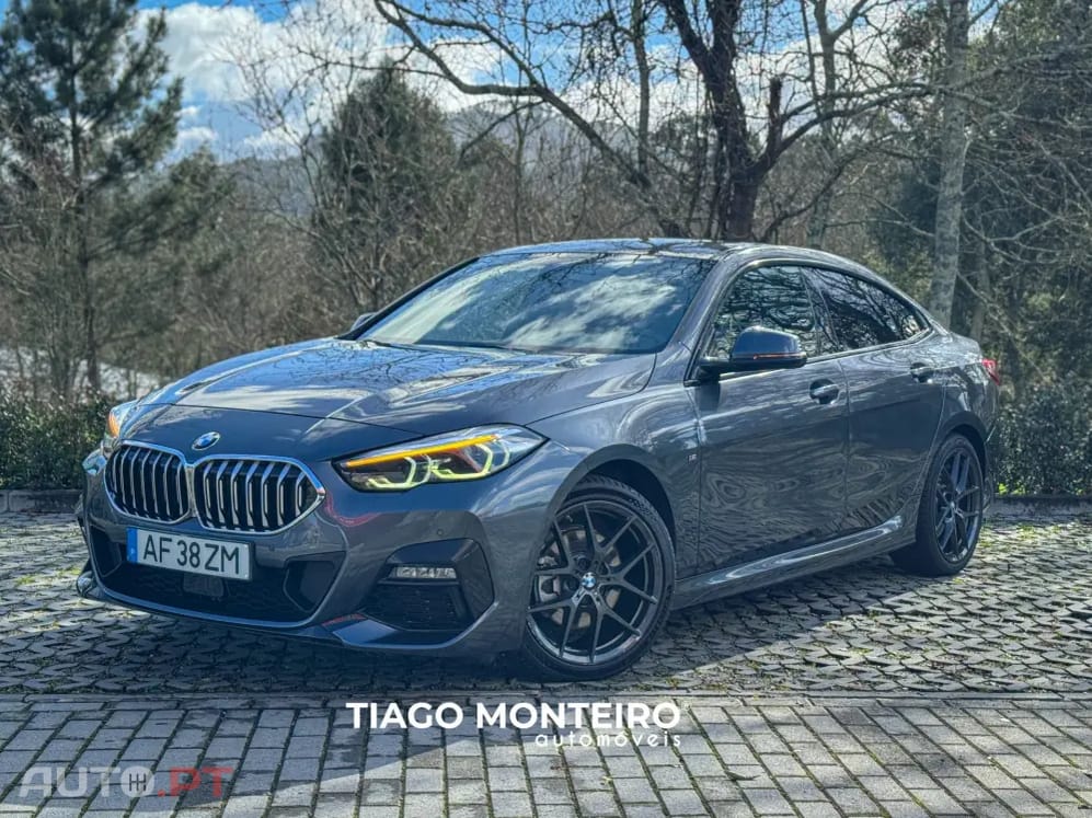 BMW 218 i Pack Desportivo M