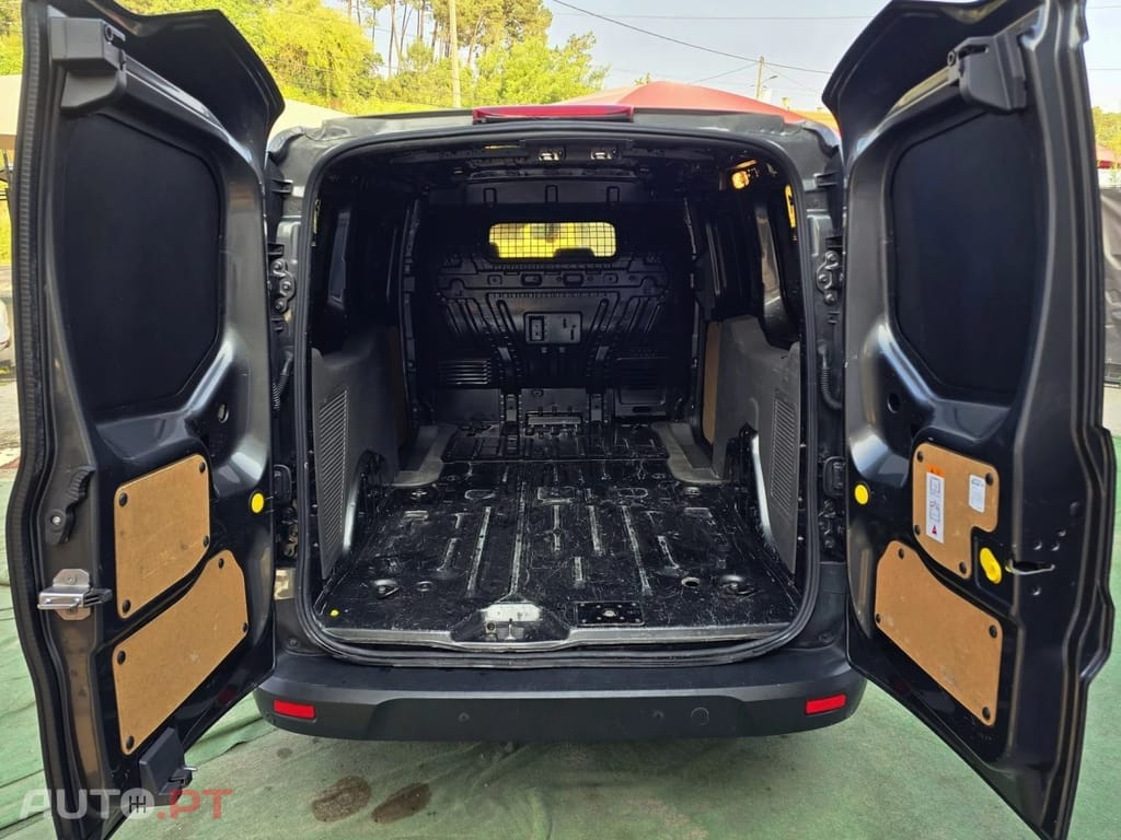 Ford Transit Connect 1.5 TDCi 210 L2 SPORT POWERSHIFT