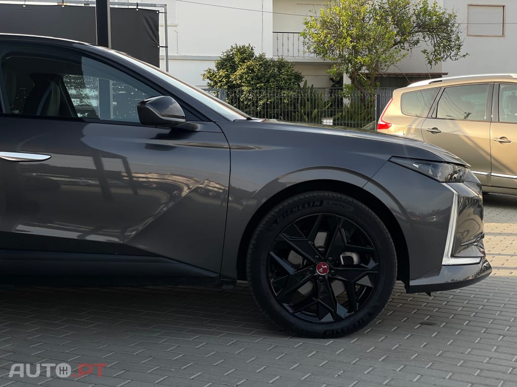 DS DS4 E-Tense Performance Line EAT8