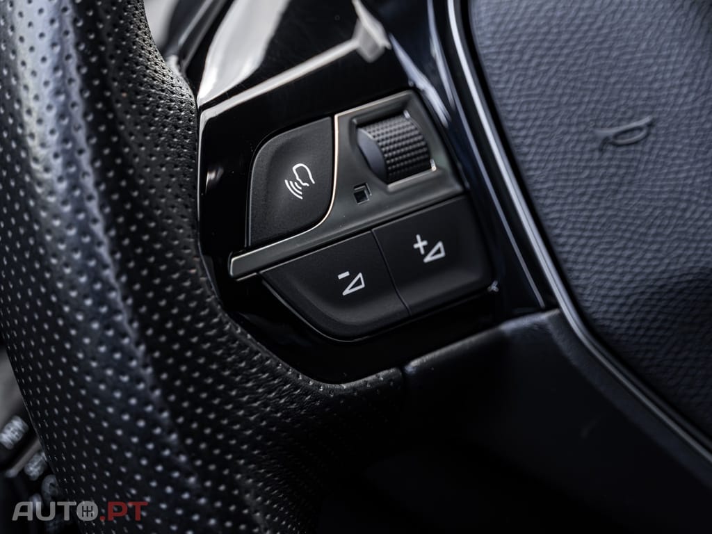 Peugeot 3008 1.5 BlueHDi GT Line EAT8