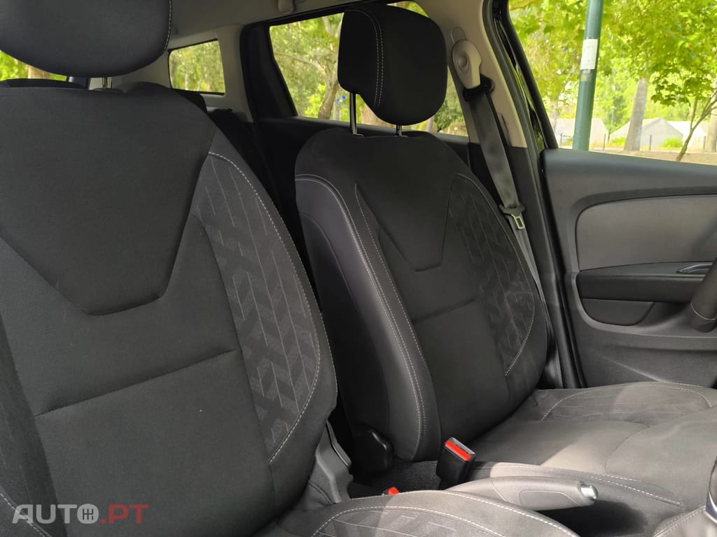 Renault Clio Sport Tourer Renault Clio 4 Sport Tourer Limited DCI