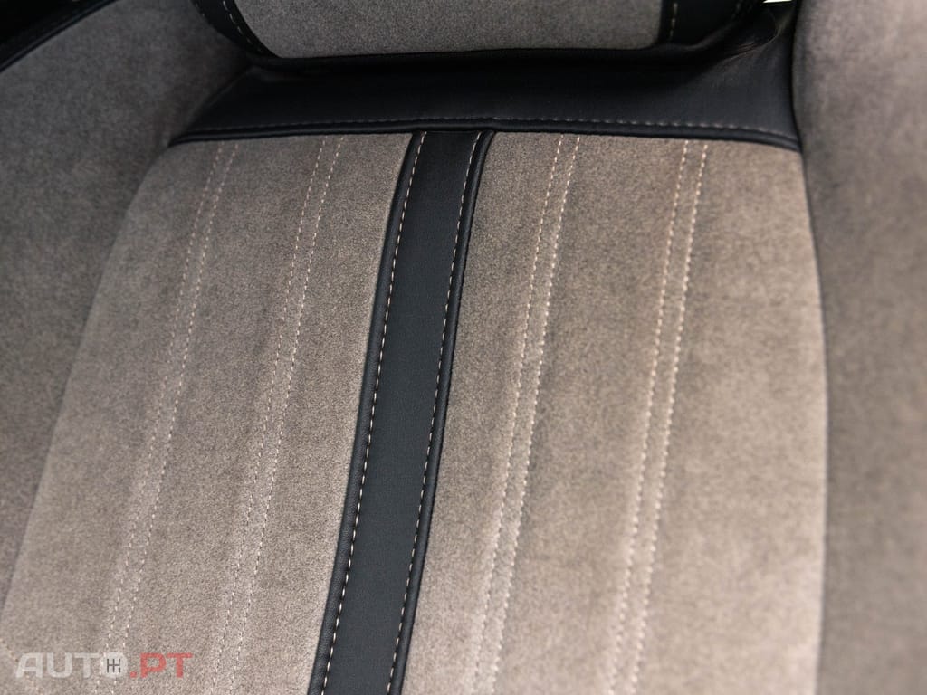 Peugeot 3008 1.6 Hybrid Allure Pack e-EAT8