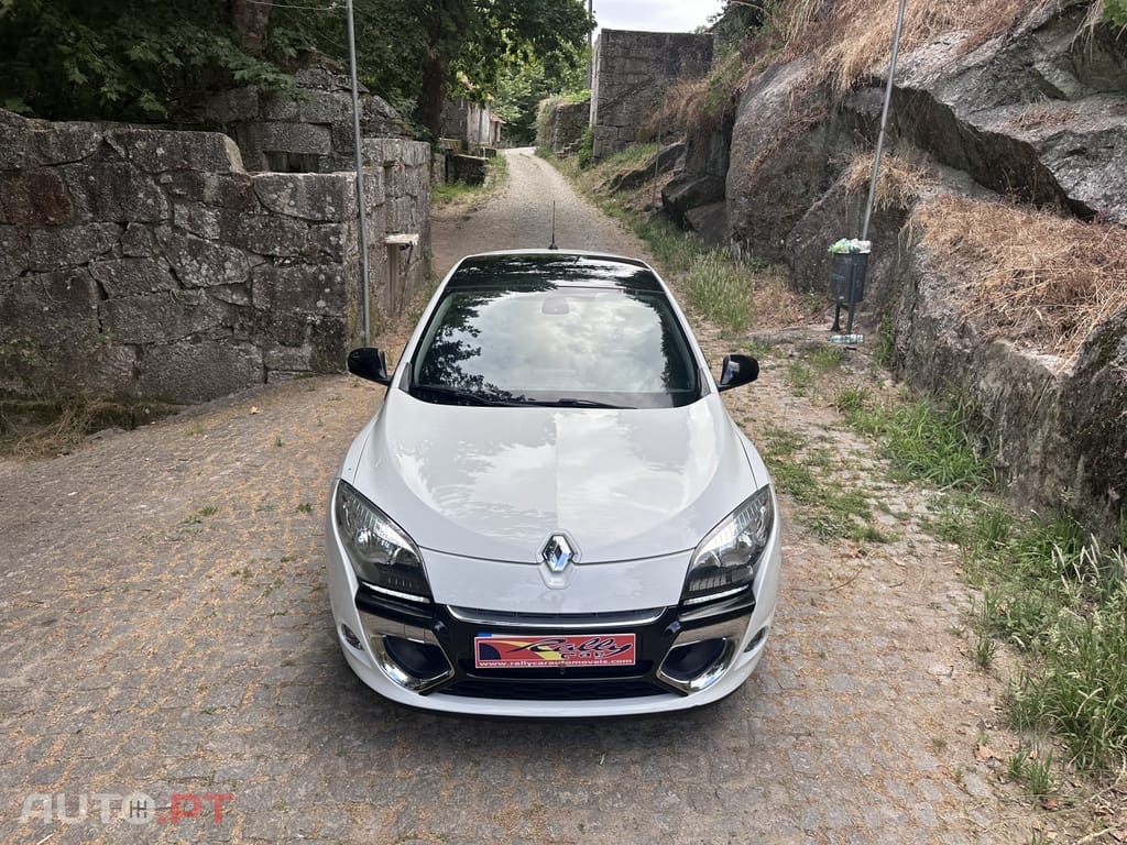 Renault Mégane Coupe 1.5 dCi Bose Edition SS