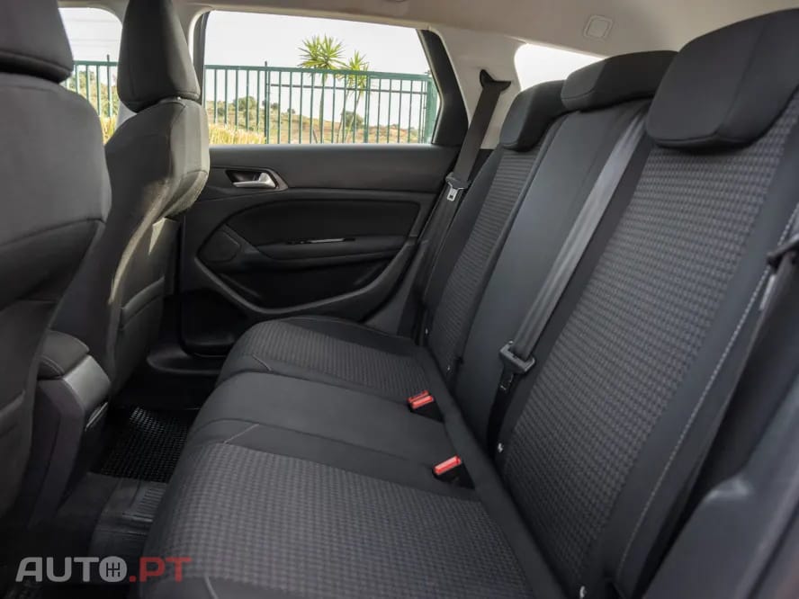 Peugeot 308 SW 1.5 BlueHDi Active EAT8