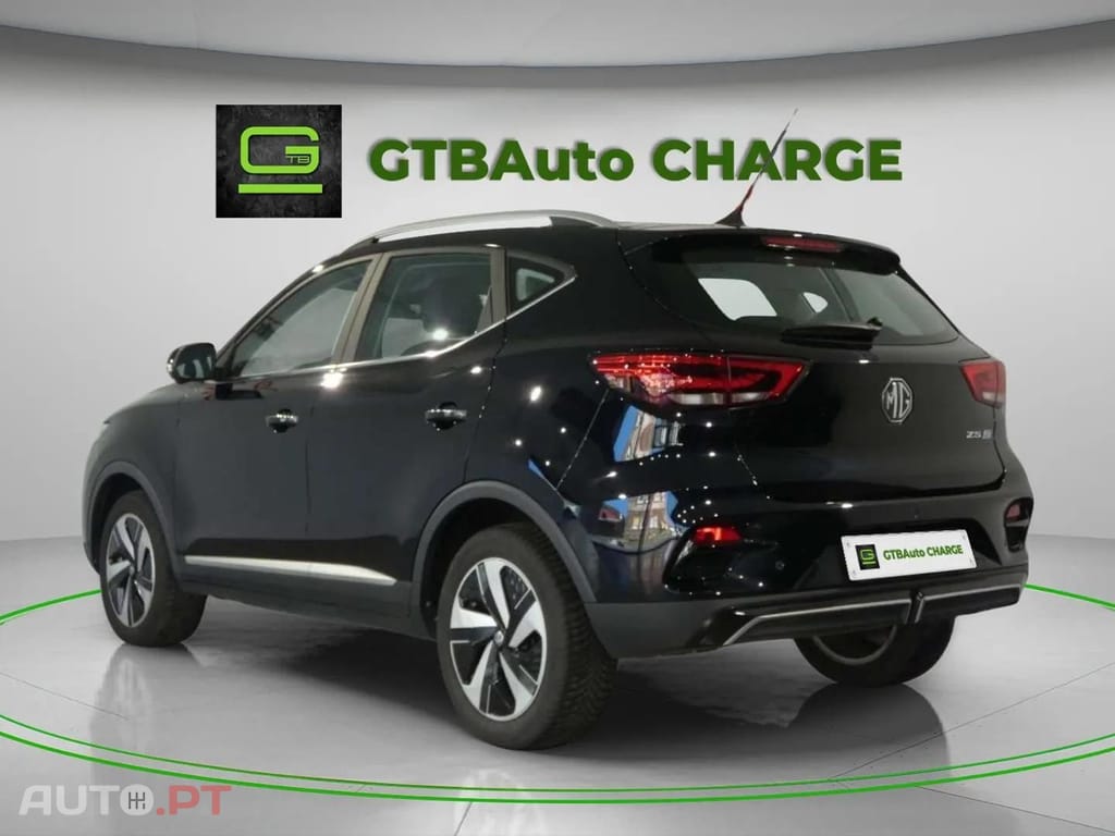 MG ZS I.V.A DEDUTÍVEL EV Luxury
